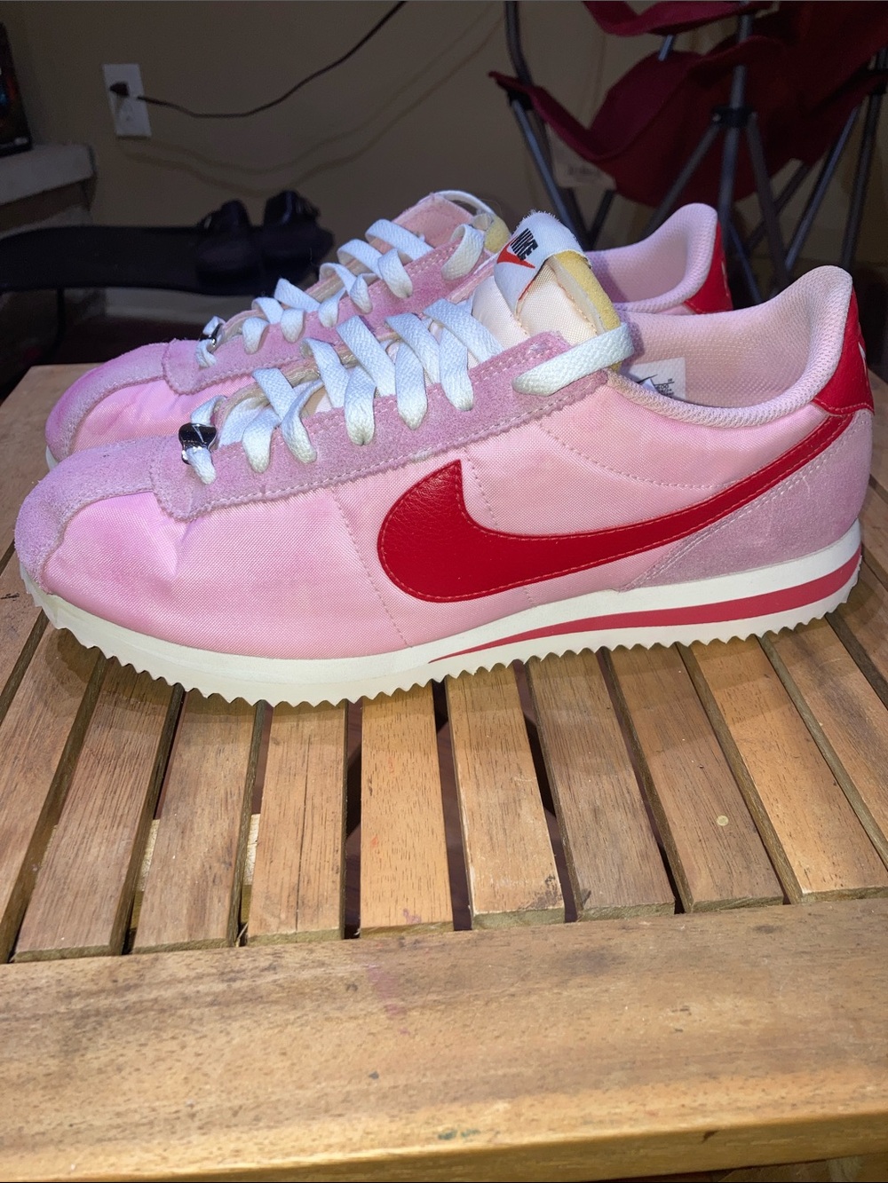 Nike Cortez 'Valentine's Day' Red Pink Womens Sz 10 Sneakers HF9994-600